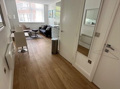 1 Bed Flat, Felt House, LU4