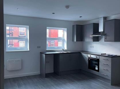 1 Bed Flat, Ashton Mount, LS8