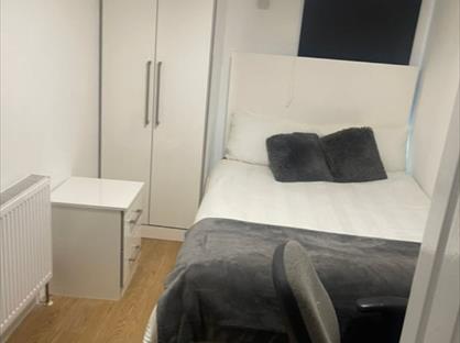 Room in a Shared House, Bellclose Road, UB7