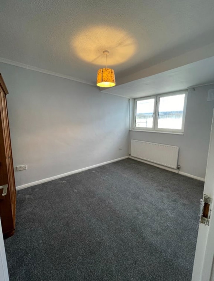 London 3 Bed Eastbourne Road, E6 To Rent Now for £2,200