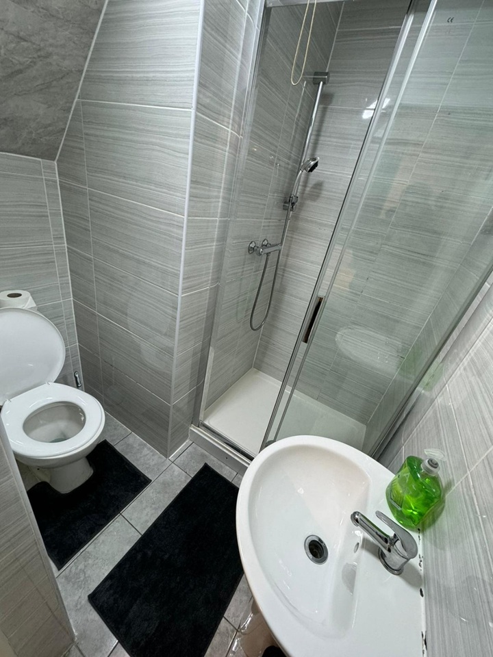 Additional image 2 of Room in a Shared House, Bolingbroke Road, CV3, N1 7GU