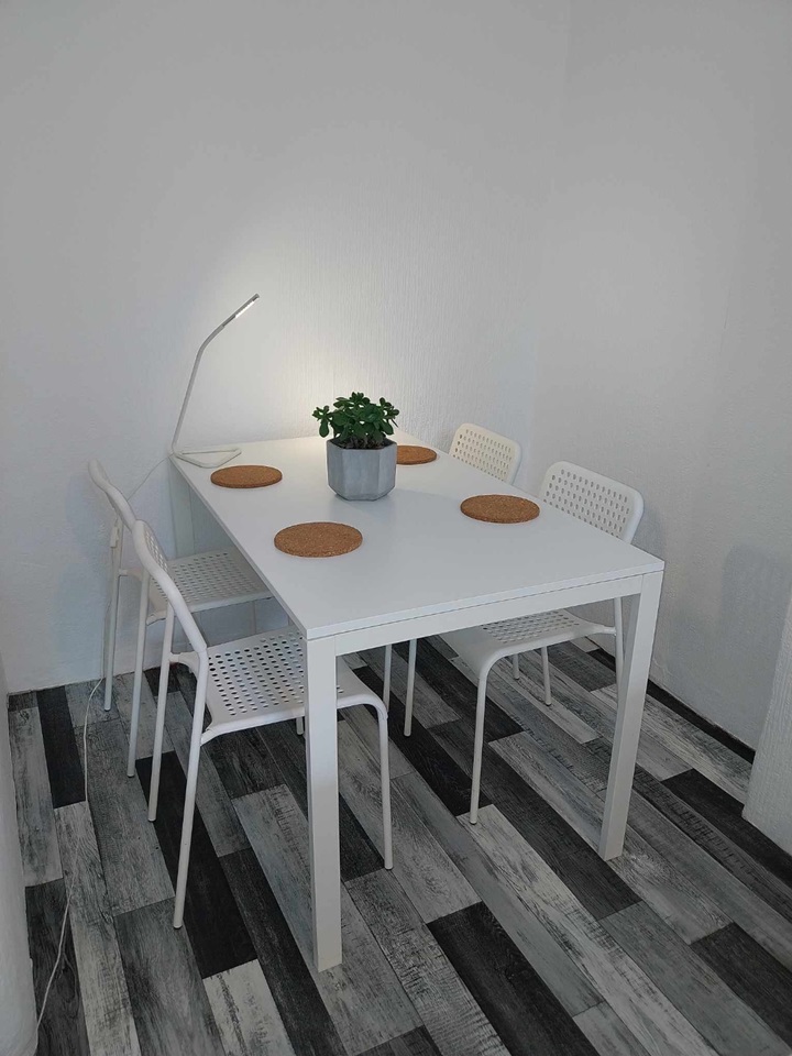 Glasgow 2 Bed Flat, Byres Rd, G12 To Rent Now for £1,500.00 p/m
