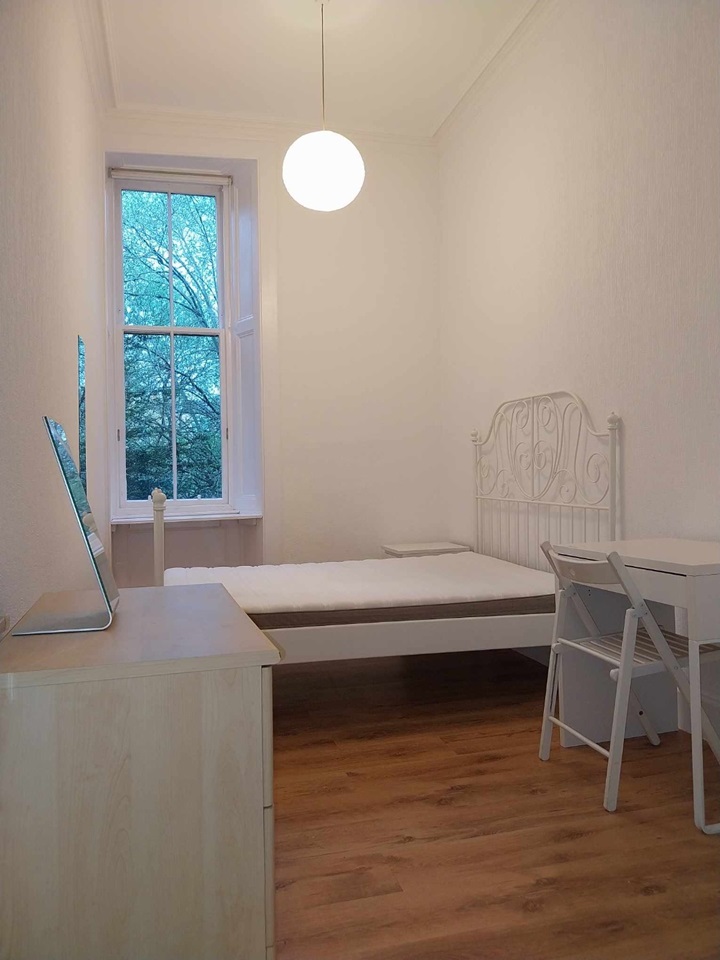Glasgow 2 Bed Flat, Byres Rd, G12 To Rent Now for £1,500.00 p/m