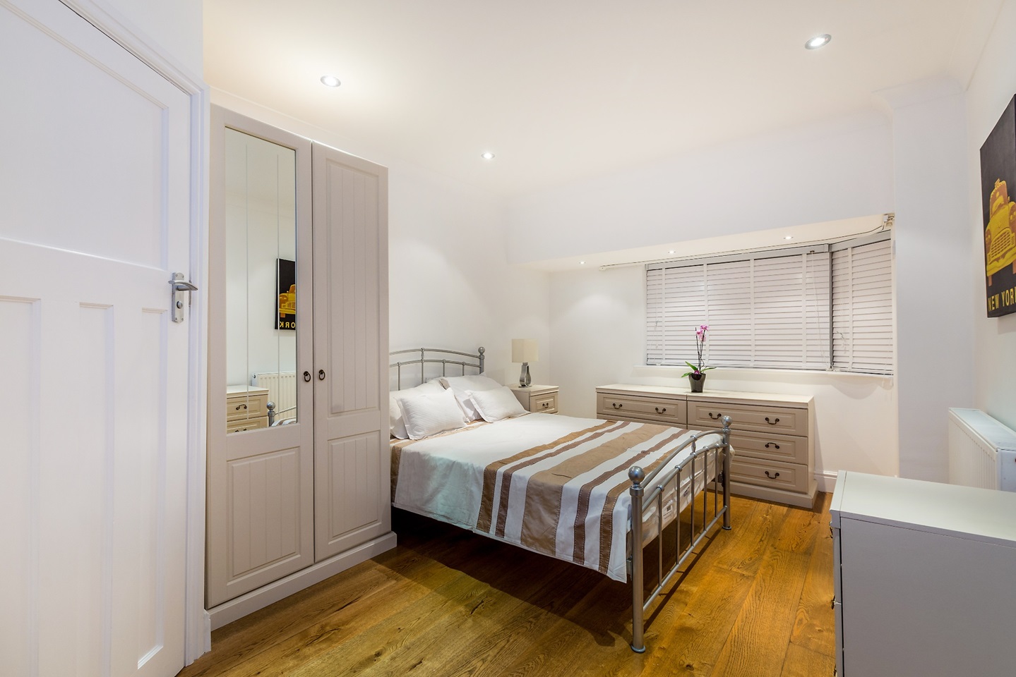 SunburyOnThames Room in a Shared House, Ashridge Way, TW16 To