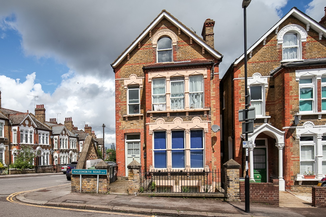 London Studio Flat, Halesworth Rd, SE13 To Rent Now for £870.00 p/m