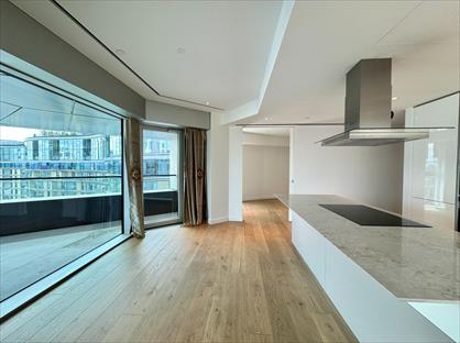 3 Bed Flat, Alder House, SW11