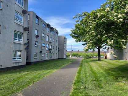 1 Bed Flat, Princes Court, KA8