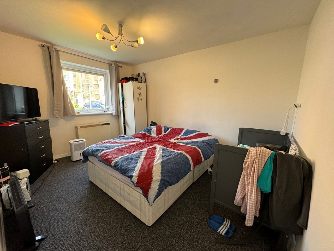 Barking 2 Bed Flat, Gurney Close, IG11 To Rent Now for £1,800.00 p/m