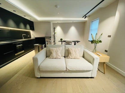 1 Bed Flat, Parker Street, WC2B