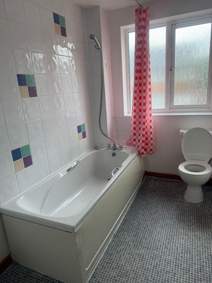 Additional image 8 of Room in a Shared House, Russell Road, NG7, N1 7GU