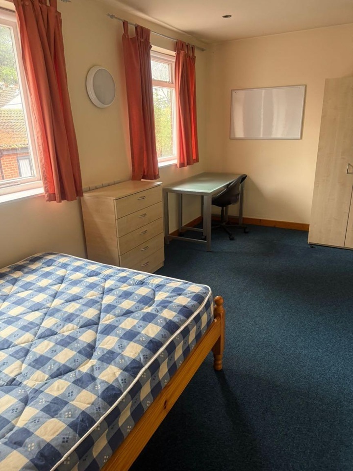 Additional image 9 of Room in a Shared House, Russell Road, NG7, N1 7GU