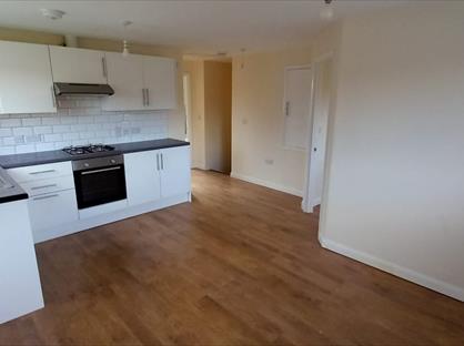 2 Bed Flat, Burch Close, EX8