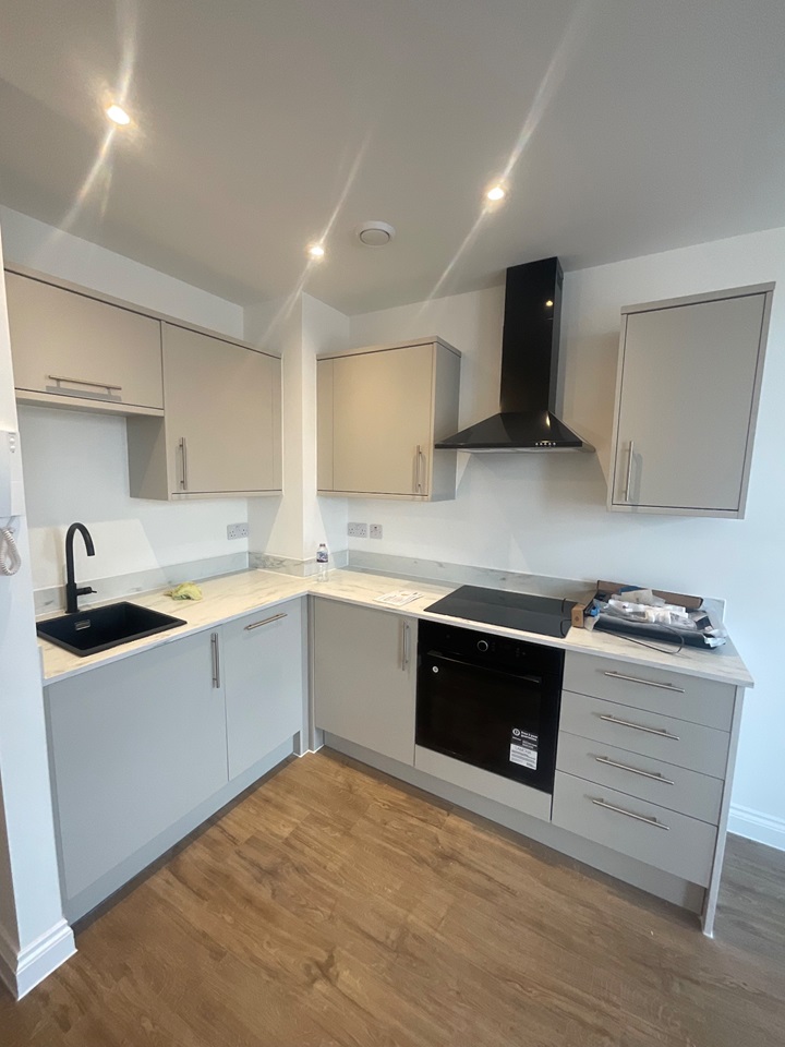 Studio Flat, North Church House, S1 photo 3