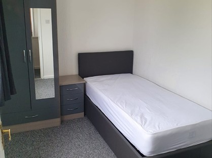 Room in a Shared House, Ombersley Close, B98