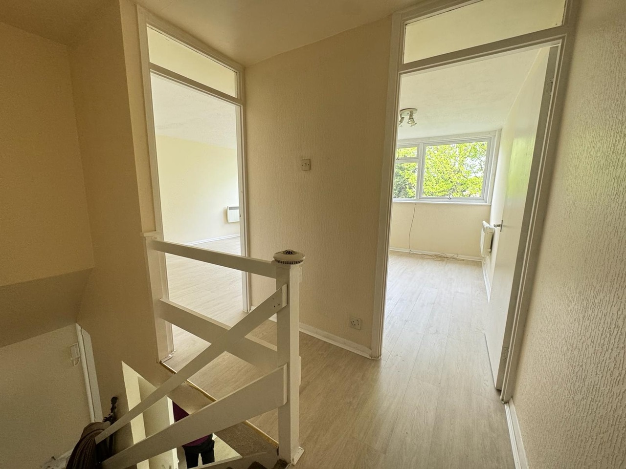 Chigwell 2 Bed Long Green, IG7 To Rent Now for £1,600.