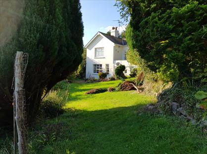 1 Bed Flat, Beer Road, EX12