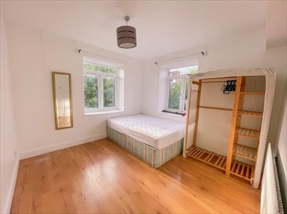 2 Bed Flat, Kember Street, N1