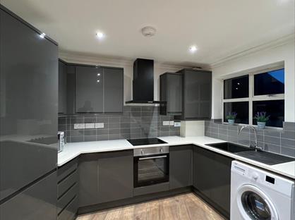 1 Bed Flat, Lammas Street, SA31