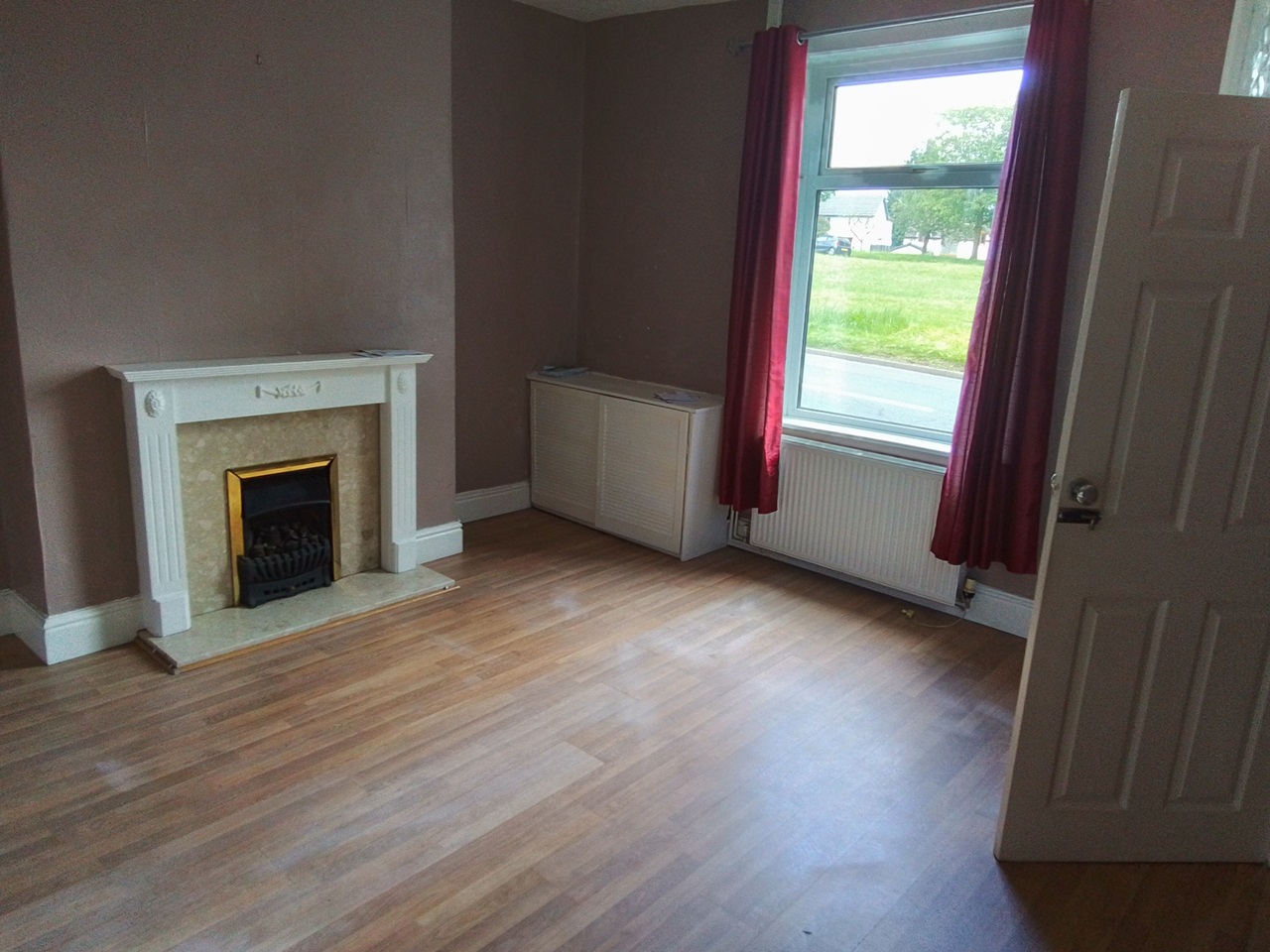 Rochdale 2 Bed Terraced House, Dewhirst Road, OL12 To Rent Now for