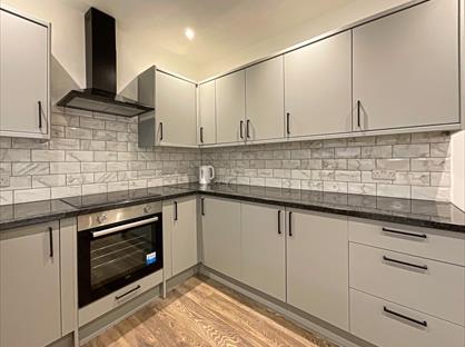 3 Bed Terraced House, Broughton Avenue, DN5