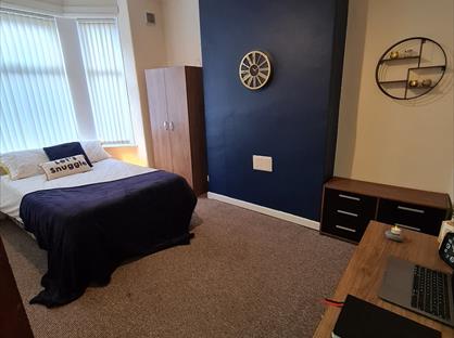 Room in a Shared House, Whitby Road, M14