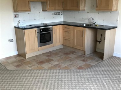 1 Bed Flat, Laburnum Parade, S66
