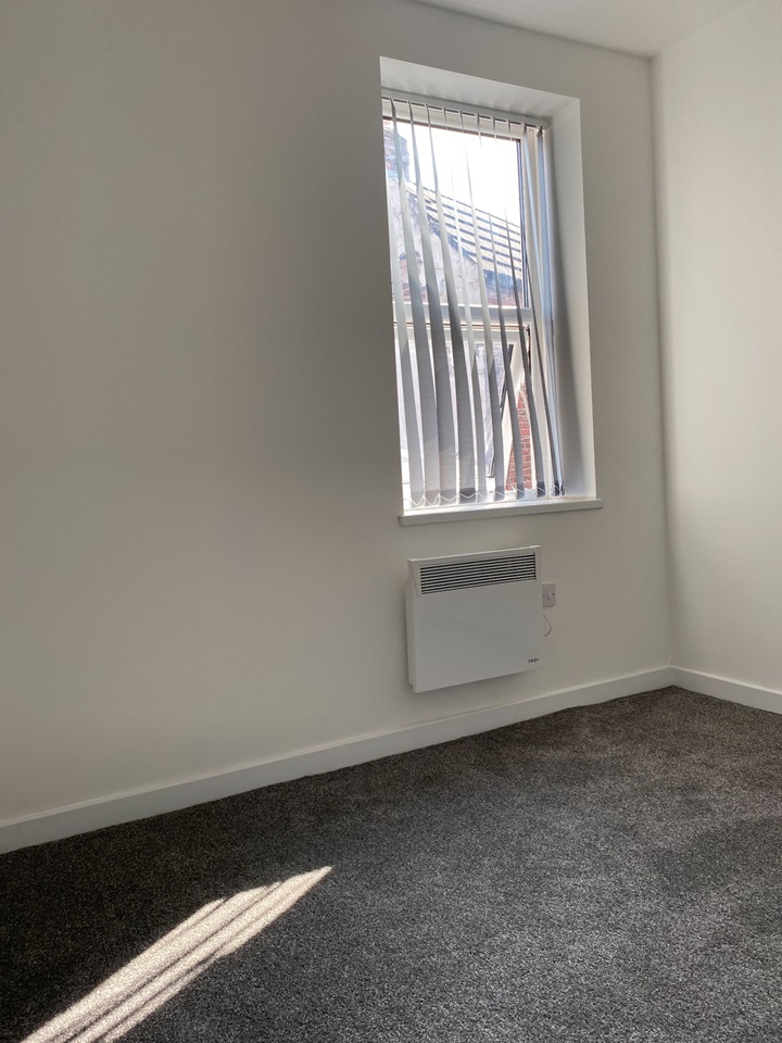 Manchester 2 Bed Flat, Reddish Lane, M18 To Rent Now for £900.00 p/m