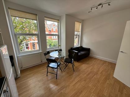 1 Bed Flat, London, N19