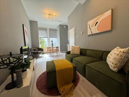 2 Bed Flat, Westville Road, W12