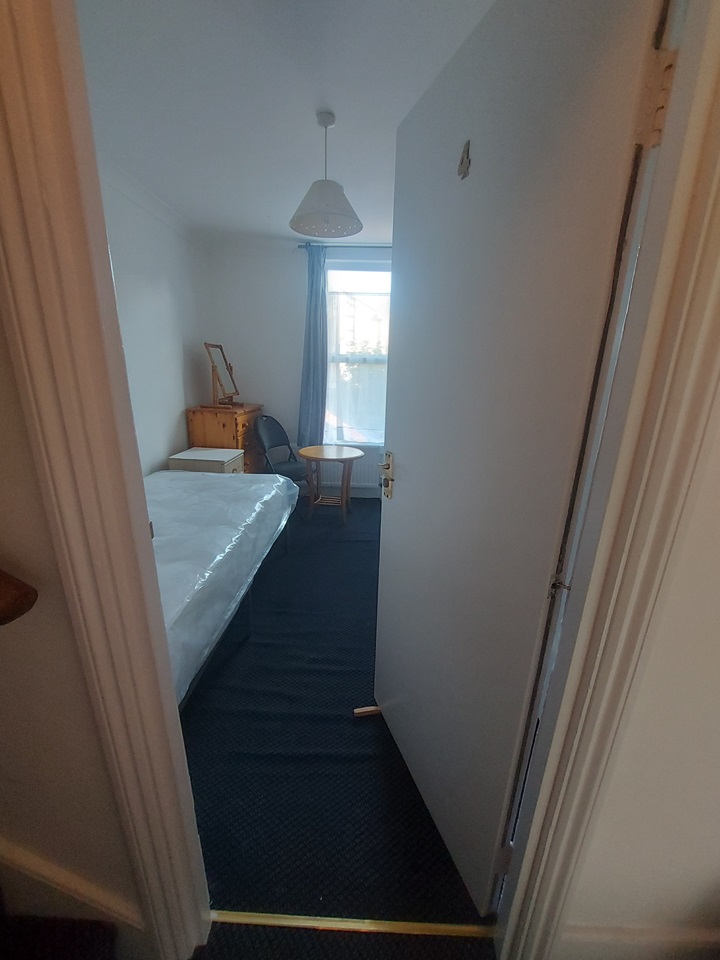 London Studio Flat, Stanmore Road, N15 To Rent Now for £750.00 p/m