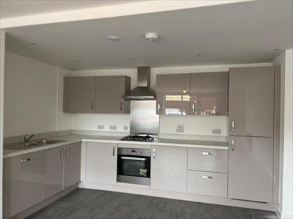 2 Bed Flat, Regina Road, CM1