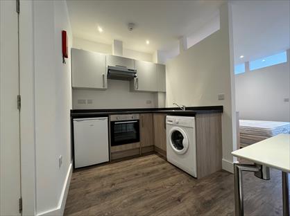 Studio Flat, Unit, N16