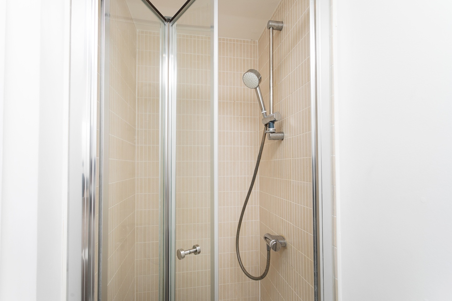 Additional image 17 of 5 Bed Detached House, Upper Redlands Road, RG1, N1 7GU