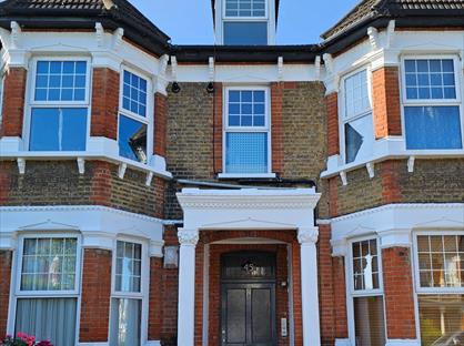 1 Bed Flat, Rosenthal Road, SE6