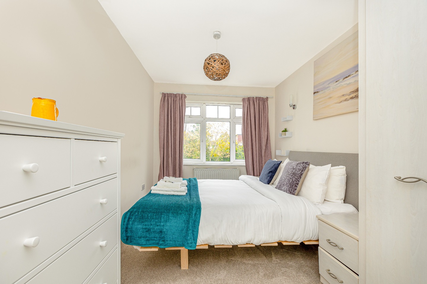 London 3 Bed SemiDetached House, Avalon Road, W13 To Rent Now for