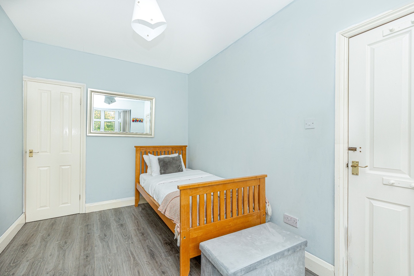 London 3 Bed SemiDetached House, Avalon Road, W13 To Rent Now for