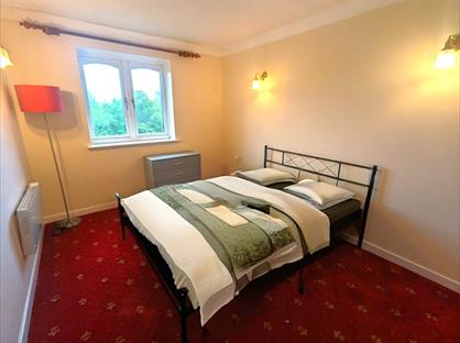 1 Bed Flat, Lake House, SO15