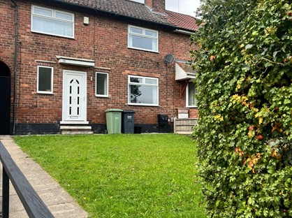 2 Bed Terraced House, Troughbrook Road, S43