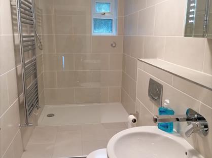 1 Bed Flat, Earlswood, PL6