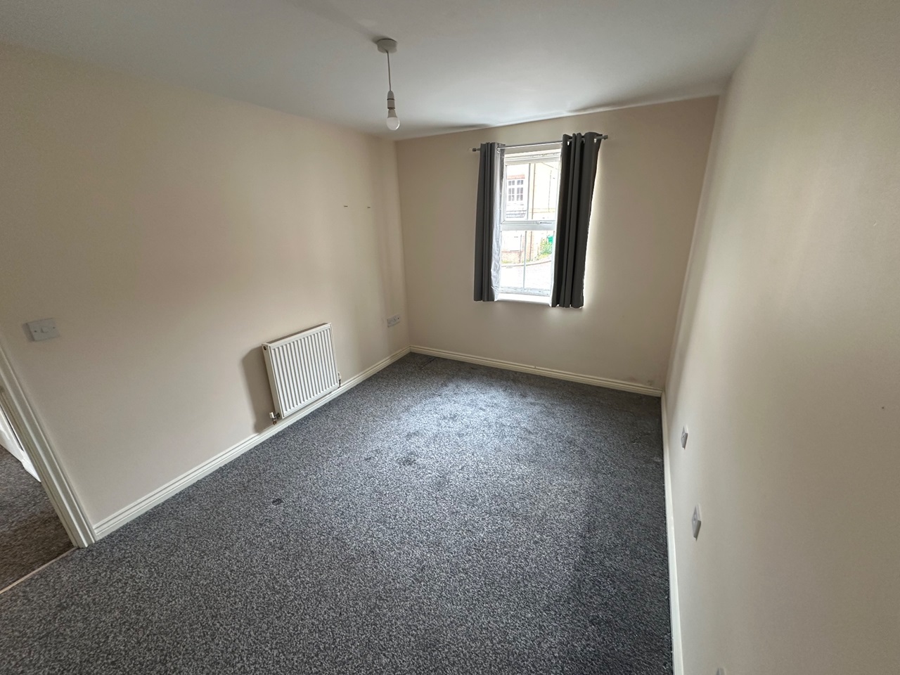 2 Bed Flat, Gilbert Close, NG5 photo 4