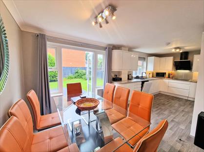 4 Bed Detached House, Woodperry Avenue, B91