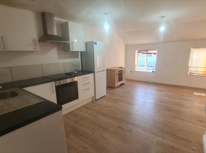 2 Bed Flat, Mote Road, ME15