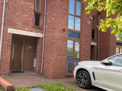 Room in a Shared House, Stanley Road, M28