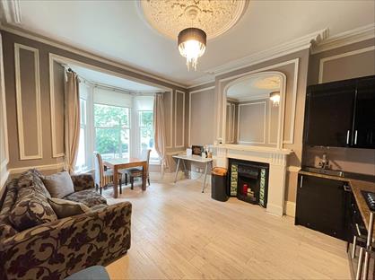 1 Bed Flat, Hammersmith, W6