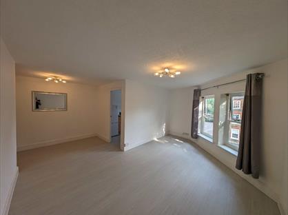 1 Bed Flat, Ock Street, OX14
