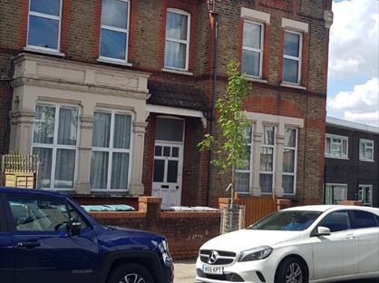 2 Bed Flat, Rokesly Avenue, N8