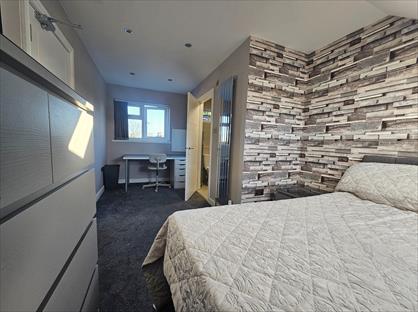 Room in a Shared House, Charter Avenue, CV4