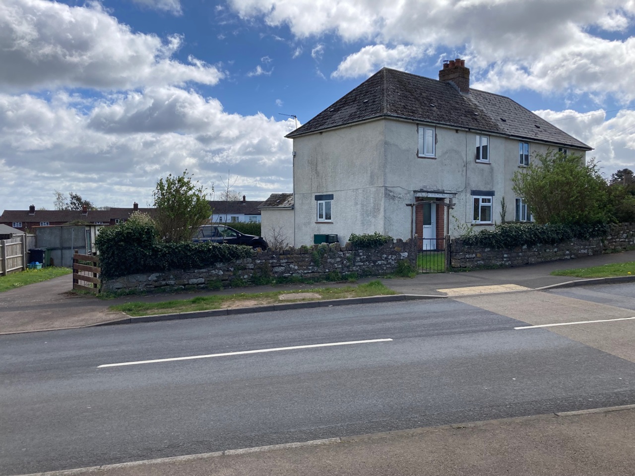 St. Briavels, Lydney 3 Bed SemiDetached House, Cross Keys, GL15 To