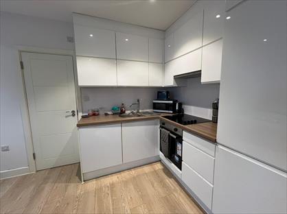 1 Bed Flat, Buckingham Street, HP20