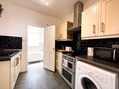 3 Bed Terraced House, Coronation Road, DN4